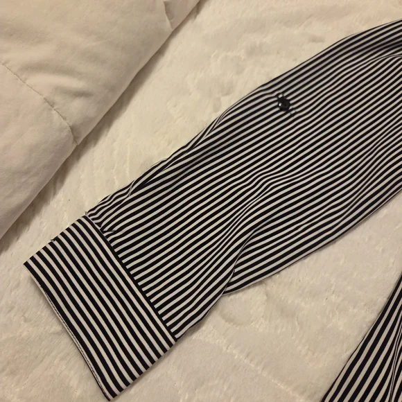 Notations Academia Black and White Striped Women's Button Down Shirt Old Money - Picture 6 of 8
